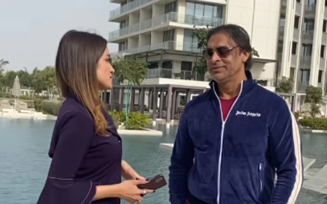  Watch: Shoaib Akhtar takes on Try not to laugh challenge; loses, then asks producer to throw anchor in pool