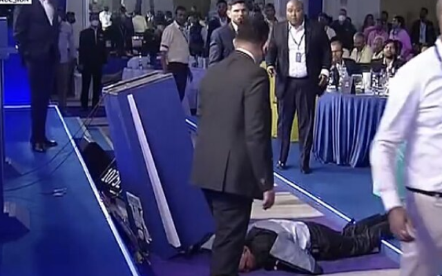  Mega Auction: Auctioneer Hugh Edmeades collapses mid auction, stable after medical attention