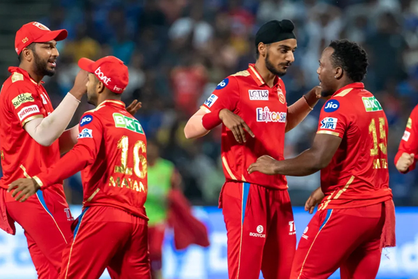 ‘Five out of five’: Punjab hands Mumbai fifth straight defeat in Indian T20 league 2022