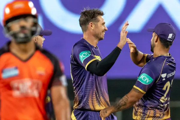  ‘We are still in the hunt’: Fans delighted as Kolkata keep their playoffs hope alive with a convincing win against Hyderabad