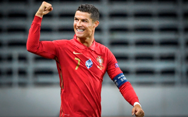  How Much Cristiano Ronaldo Earns From His Social Media Posts?