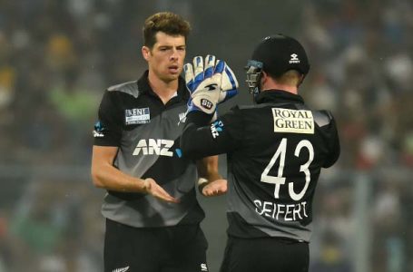 New Zealand’s Mitchell Santner to miss a few games of Tri Series against Bangladesh and Pakistan, replacement announced