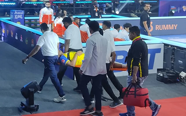  Tamil Thalaivas skipper Pawan Sehrawat gets injured, taken out on a stretcher
