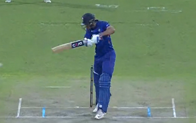  Watch: Shubman Gill’s crisp shots in the third ODI against South Africa
