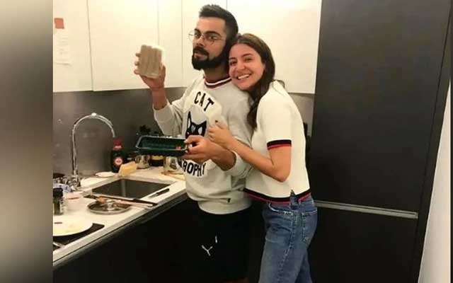  Virat Kohli and Anushka Sharma share cute pictures and videos of them cooking together