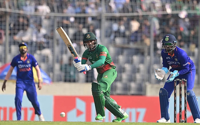  ‘Indian bowlers ne bahut hi third class bowling kari’- Ex- Pak bowler lambasts India after series loss against Bangladesh