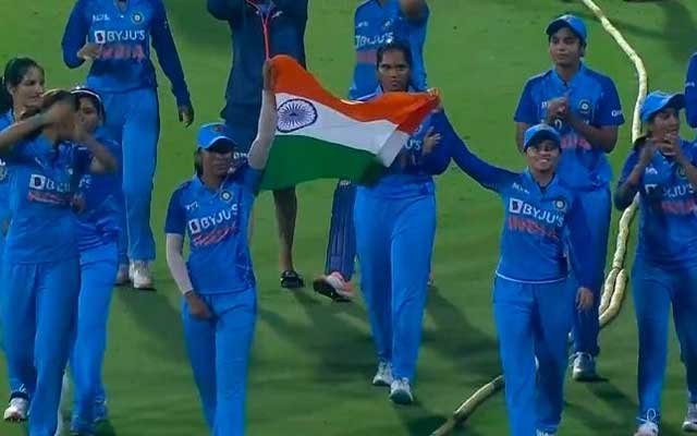  ‘Probably one of the greatest games’ – Twitter can’t keep calm as India women beat Australia in Super Over