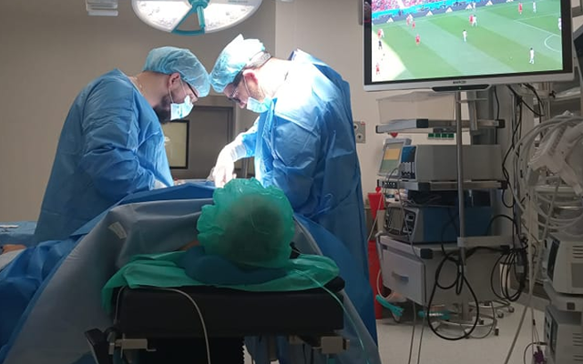  Patient watches FIFA World Cup 2022 game during surgery, Anand Mahindra reacts