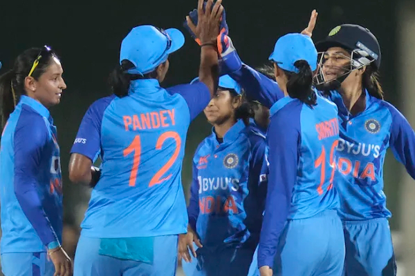  ‘Men’s team thodi sasti hain’ – Twitter gives mixed reactions as five franchises for Women’s Indian T20 League 2023 finalized
