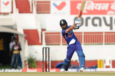 Former Sri Lanka star in awe of ‘GOAT’ Virat Kohli as latter scores 46th ODI hundred