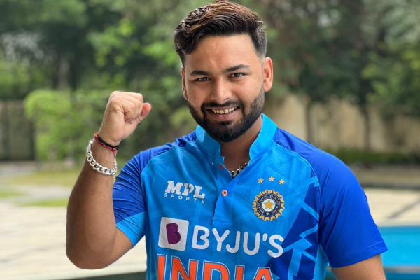  ‘Hope he recovers and bounce back’ – Fans pour in wishes for Rishabh Pant as he posts Instagram story about ‘breathing fresh fire’