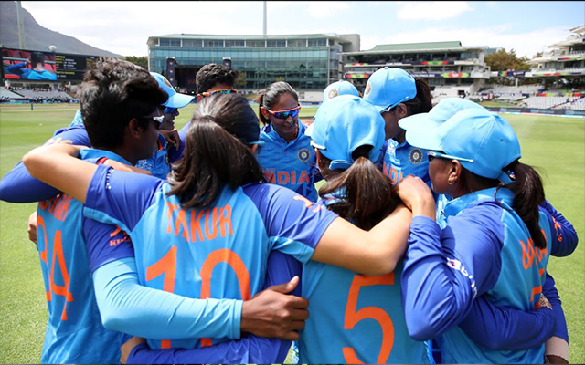  ‘Let’s do it for women’s cricket!’, star India all rounder Yuvraj Singh asks fans to support women’s team ahead of world cup semi-finals against Australia