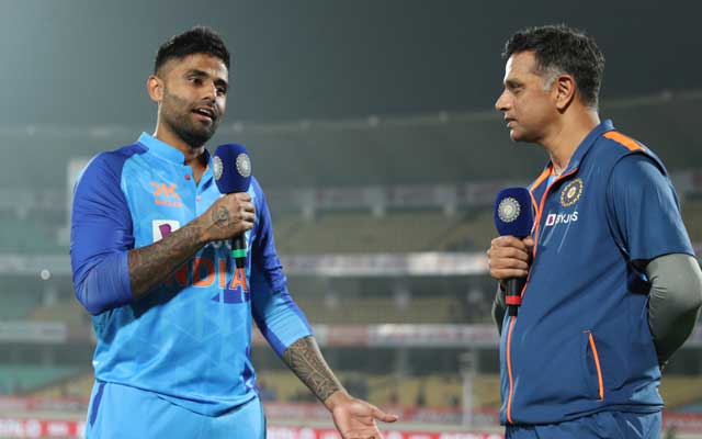  ‘Jab tak World Cup na haare manana nhi hai inhe’ – Fans react as Rahul Dravid backs Suryakumar Yadav despite his poor form in ODIs