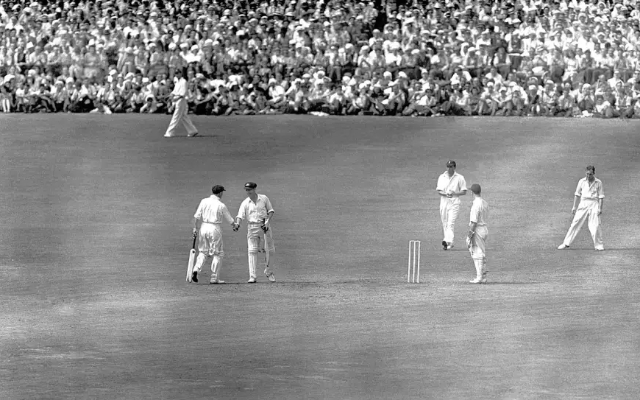 Arthur Morris congratulating Donald Bradman for his hundred in 1948 Ashes