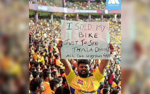  ‘Ek ball dekhne ke liye itni mehnat’ – Twitter reacts after fan sold his bike to watch MS Dhoni bat against RCB