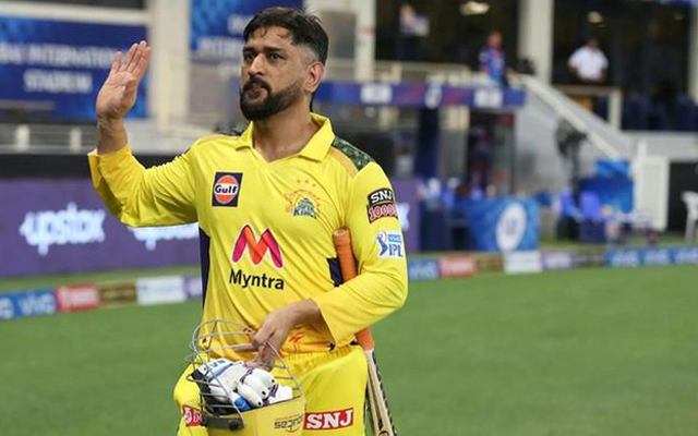  ‘Conway ka credit bhi le gye Thala’ – Fans react as MS Dhoni smashes consecutive sixes on last 2 balls against Sam Curran