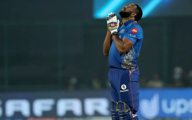  ‘Rohit getting exposed with’ – Fans recall importance of Kieron Pollard as MI batters crumble against CSK in IPL 2023