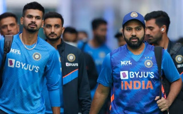  ‘Aa jaye toh sahi hai’ – Fans react as Rohit Sharma provides an update regarding Shreyas Iyer’s fitness ahead of ODI World Cup 2023