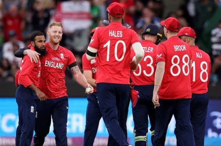 England’s T20 World Cup-winner announces retirement from international cricket 