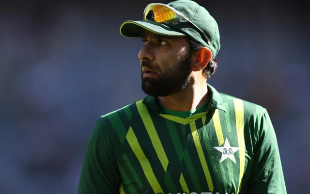  Pakistan all-rounder Iftikhar Ahmed strongly reacts to false tweet mocking Team India, urges account ban for ‘promoting hatred’