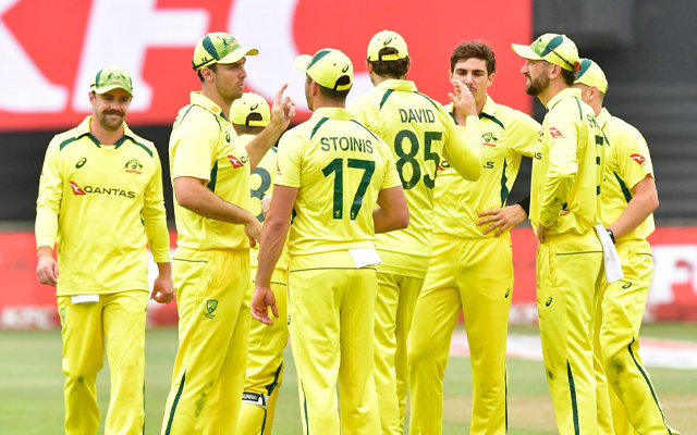  ‘Ye South Africa itna ganda kyu khel raha hai’ – Fans react as Australia whitewash South Africa 3-0 in T20I series in their own backyard