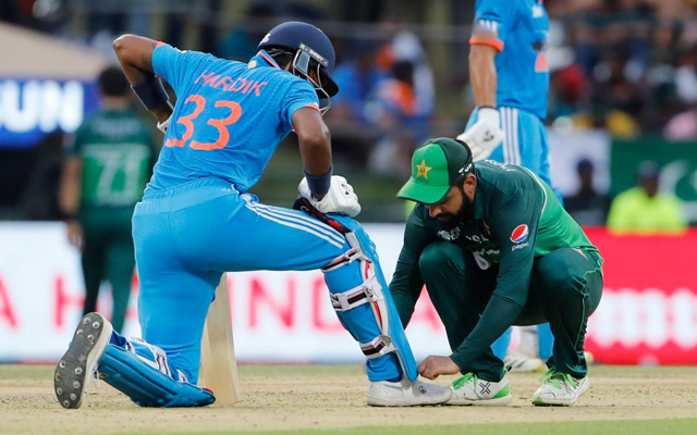  ‘That’s called Grace of the Game’ – Fans react as Shadab Khan helps Hardik Pandya with his shoe lace during their Asia Cup 2023 encounter