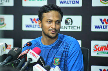 ‘It is not the right time to fight within the team’ – Fans react as Shakib Al Hasan fires at Tamim Iqbal over batting position