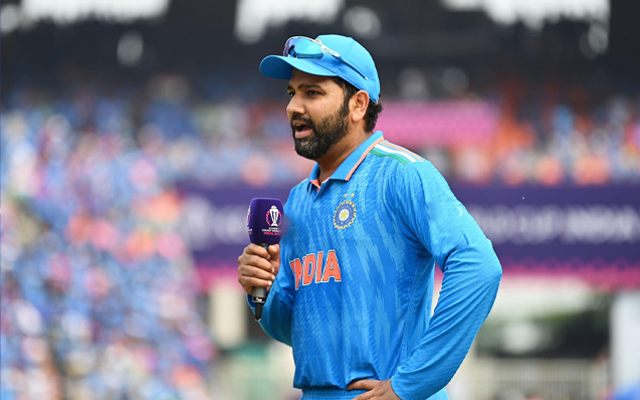  WATCH: Crowd erupts in thunderous cheer as Rohit Sharma officially announces Shubman Gill’s inclusion in Playing XI against Pakistan in ODI World Cup 2023