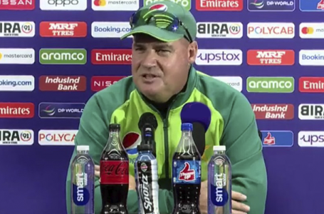 ‘Aap log rona band kijiye’ – Fans react as Pakistan coach Mickey Arthur reasons lack of support behind their loss against India in ODI WC 2023