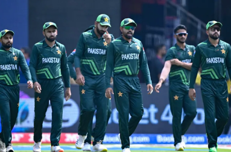 ‘ Aaj toh sare faces hide honge’ – Fans react to Pakistan’s shambolic fielding vs Afghanistan in ODI World Cup 2023