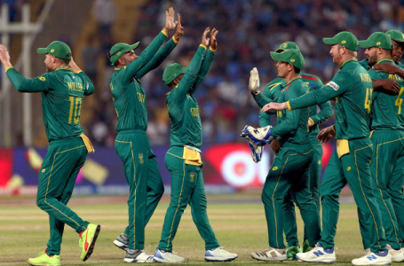‘Ye nai South Africa hai seedha semis me choke karegi’ – Fans react as South Africa beat New Zealand by 190 runs in CWC23