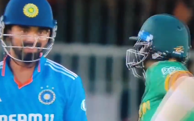  WATCH: KL Rahul’s mini conversation with Keshav Maharaj from behind the stumps during South Africa vs. India 3rd ODI