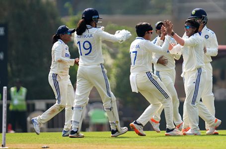 ‘Shaandar performance’- Fans react as India Women beat Australia Women by 8 wickets in one-off Test