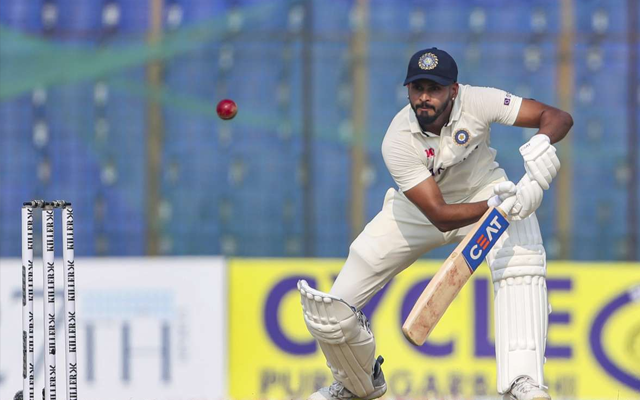  Ahead of 1st Test against England, Shreyas Iyer closely avoids injury scare during net session in Hyderabad