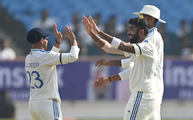  Reason why India players are wearing black armbands during third Day of Rajkot Test