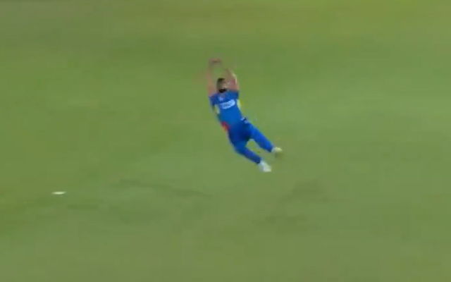  WATCH: Naveen-ul-Haq takes a stunning catch in second qualifier of SA20 against Joburg Super Kings