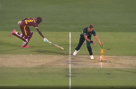 WATCH – An unusual situation occurring in T20 international in Adelaide Oval, Umpire rules batter not-out after team fails to appeal