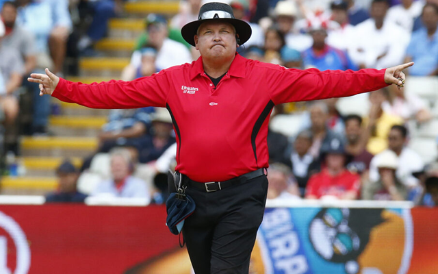  South African umpire Marais Erasmus officiates his last international match between New Zealand and Australia